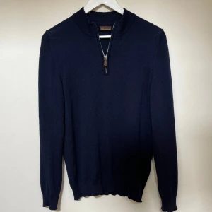 Merinoull Halfzip - Stenströms - Stenströms Merinoull Halfzip | Skick: 9/10! | Storlek: S | Nypris: 2000!! | Mitt pris: 579:- | Frågor? Skriv!