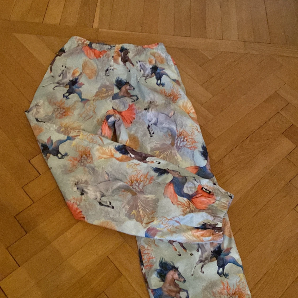 Galon/överdrags byxor med häst detaljer - 1