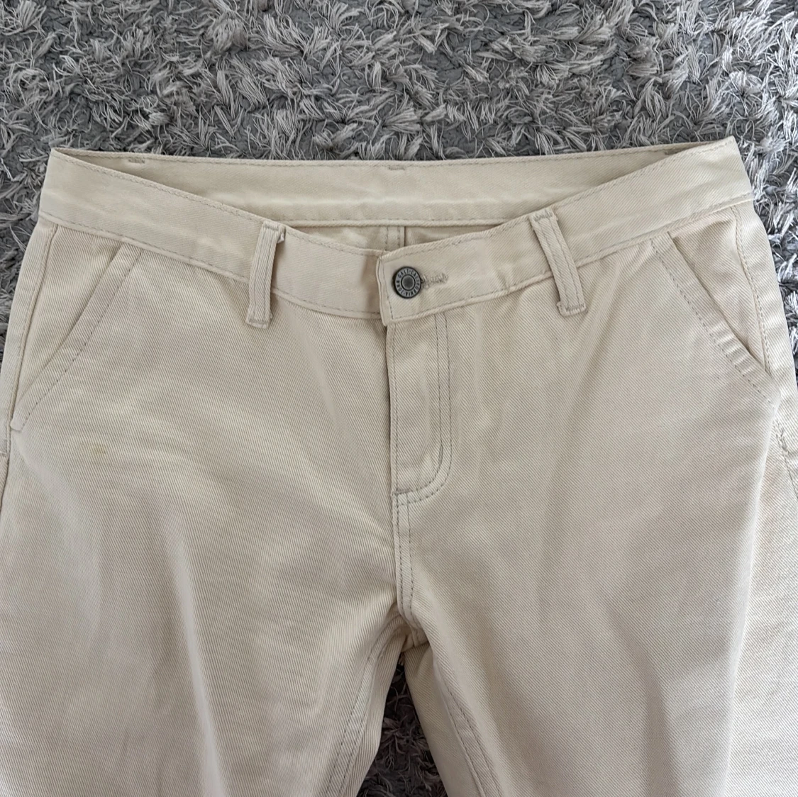 Beiga bootcut byxor - 1