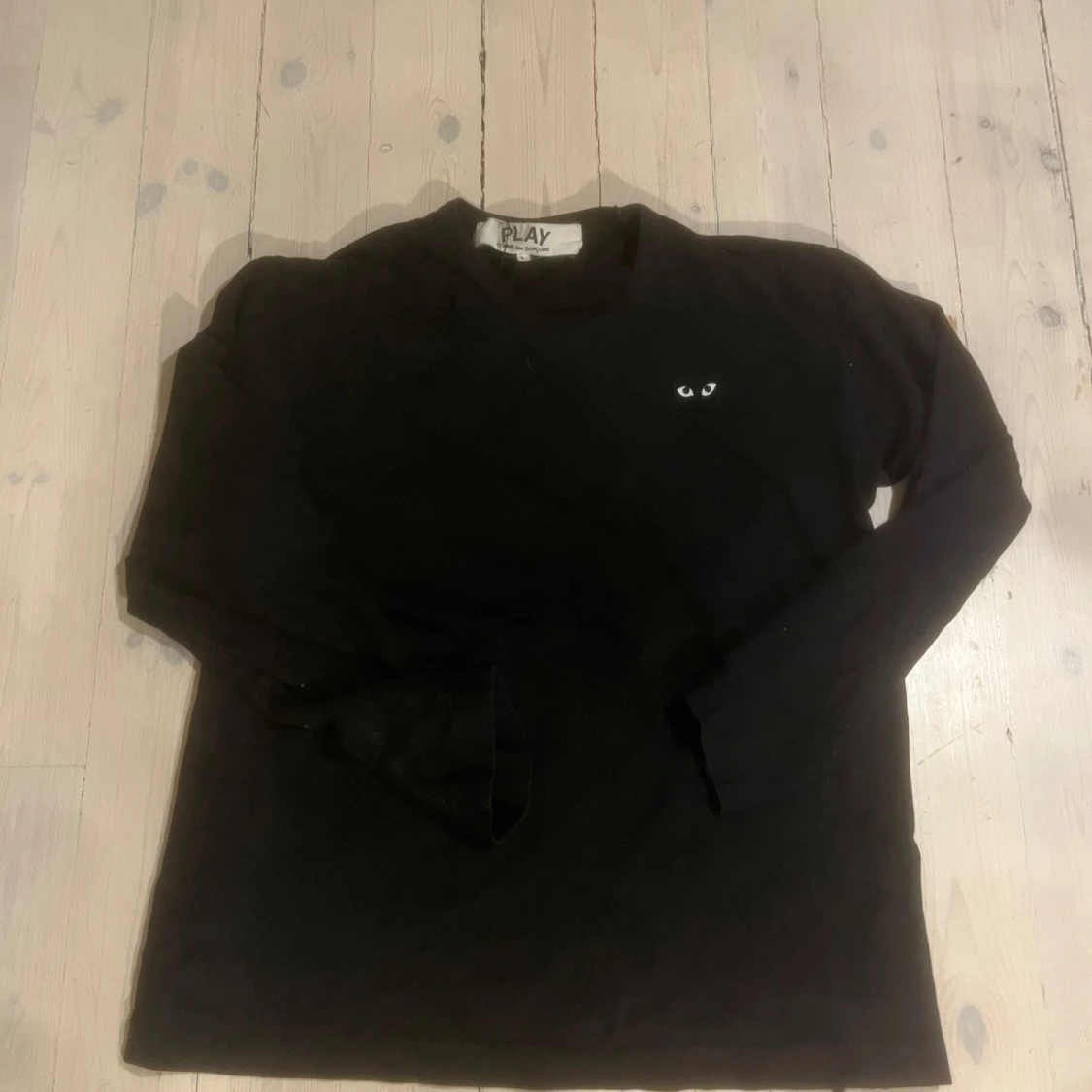 Svart långärmad tröja från Comme des Garçons Play