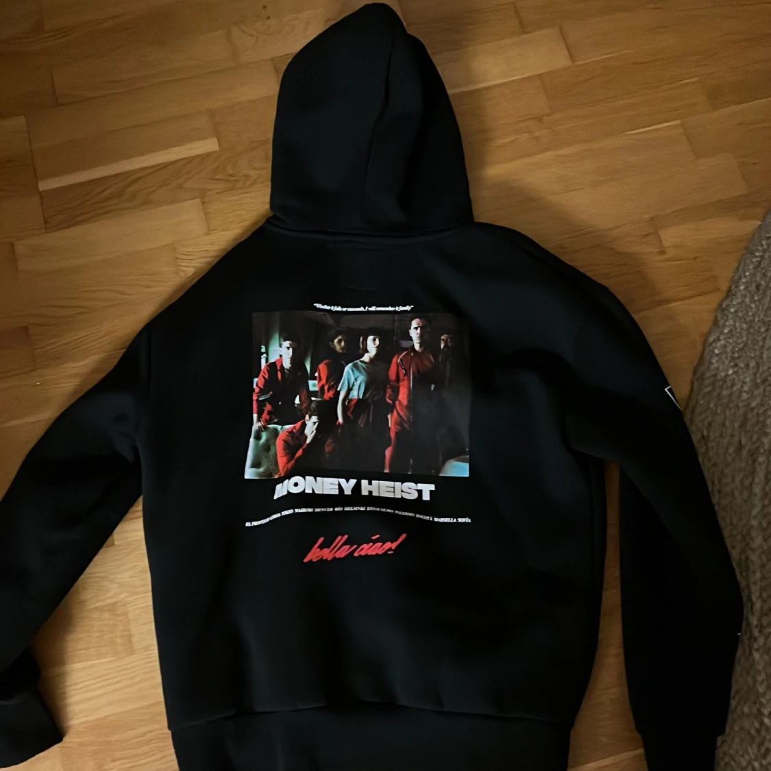 Svart hoodie La Casa de Papel x Pull&Bear - 1