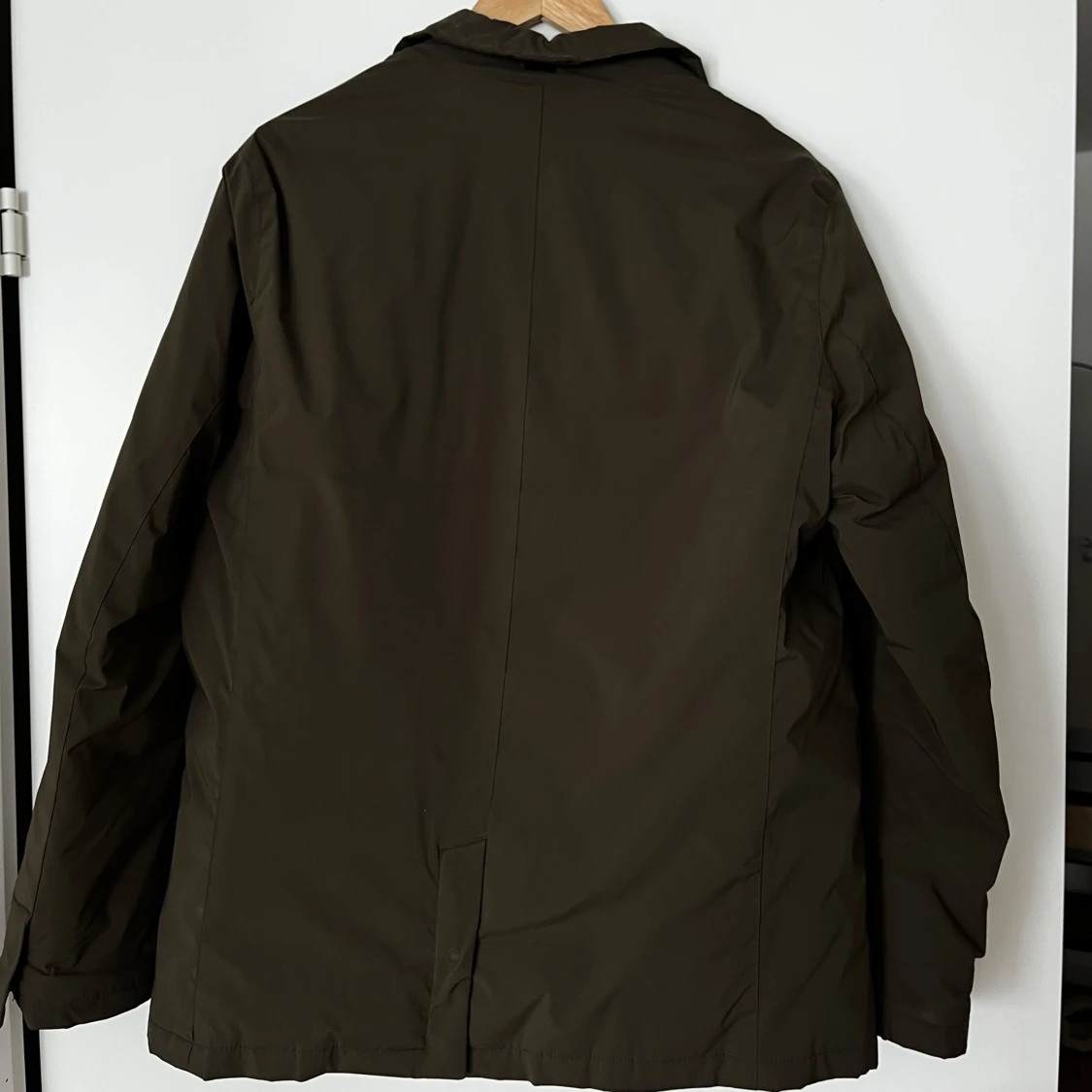 Olivgrön kavajjacka från Massimo Dutti - 1