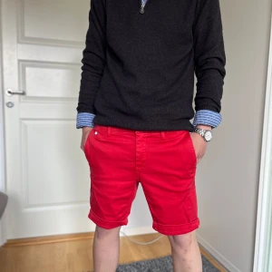 Replay shorts - Tja, sänder dessa helt nya replay shorts🔥| aldrig använda och lappen finns kvar | skick 10/10 | inga defekter | W29 | skriv vid frågor eller funderingar | pris alltid diskuterbart😉