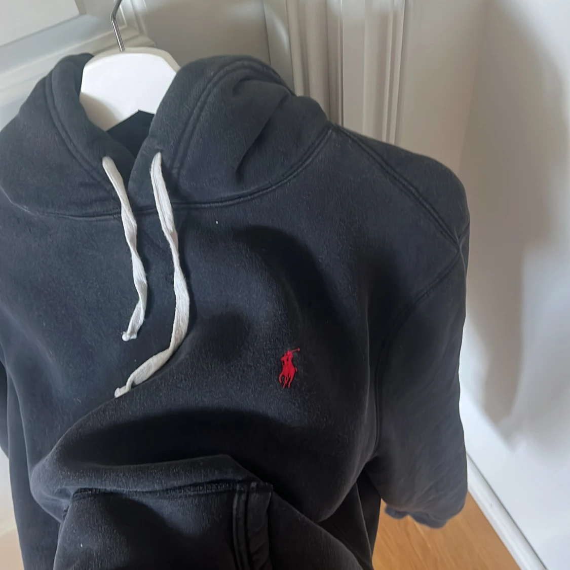 Svart hoodie från Ralph Lauren - 1