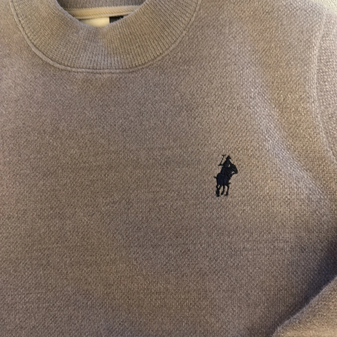 Grå stickad tröja från Ralph Lauren - 1