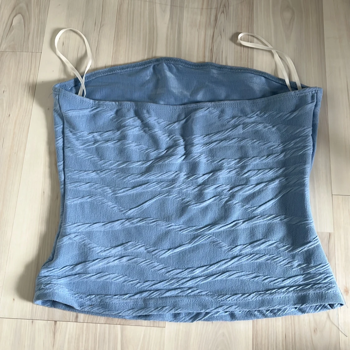 Ljusblå tubtopp från SHEIN - 1