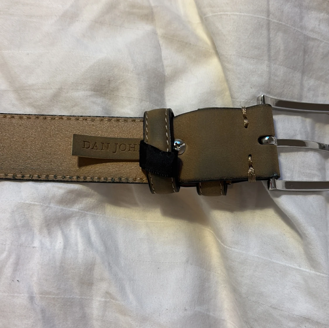 Brunt bälte från Dan John med silverfärgat spänne - 2