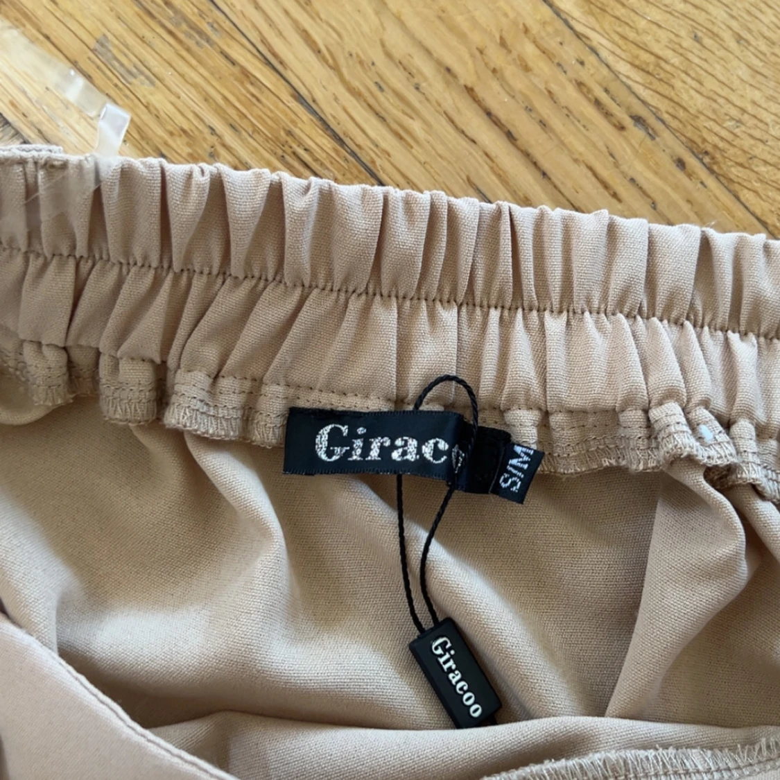 Minikjol med inbyggda shorts - 3