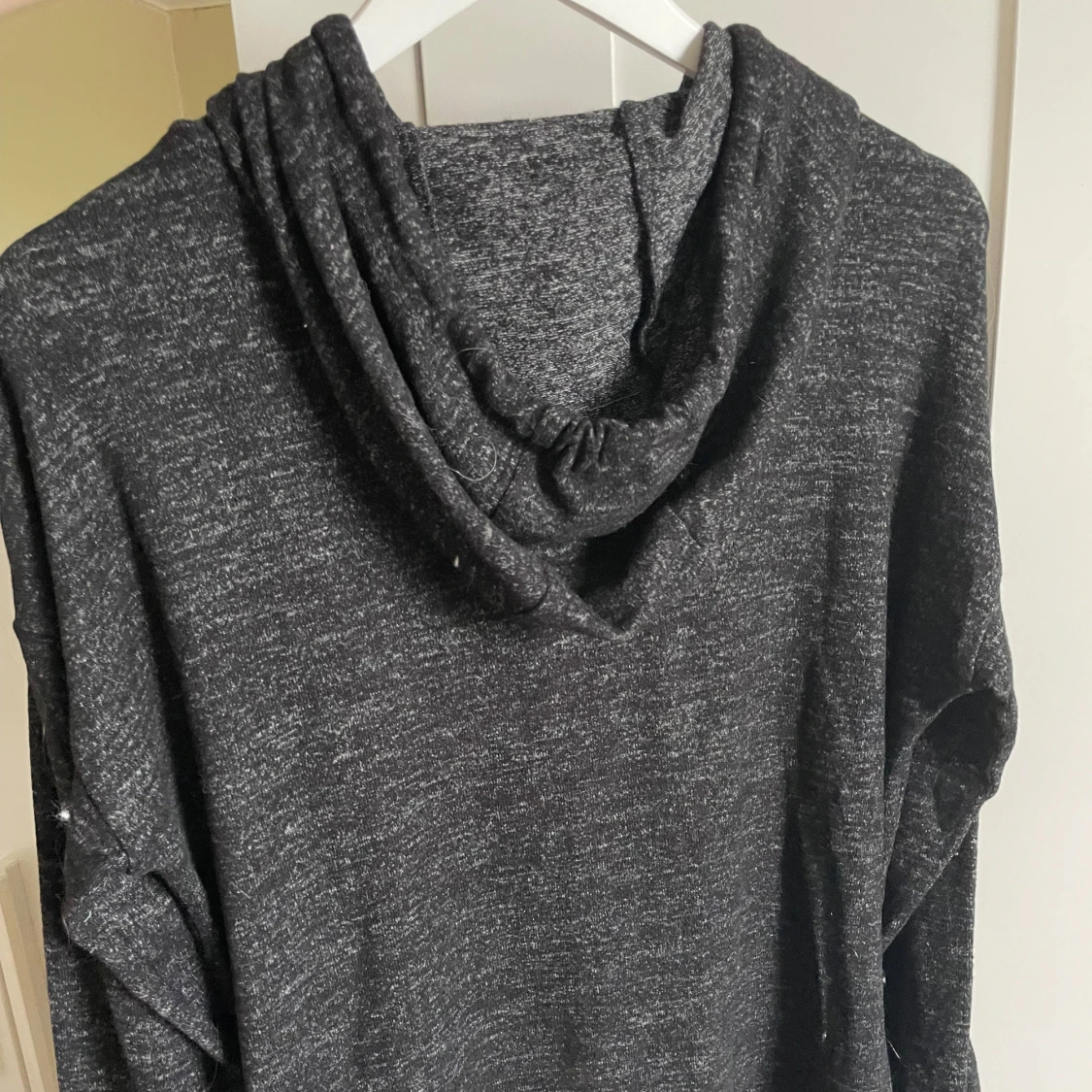 Mörkgrå hoodie från Esmara - 2