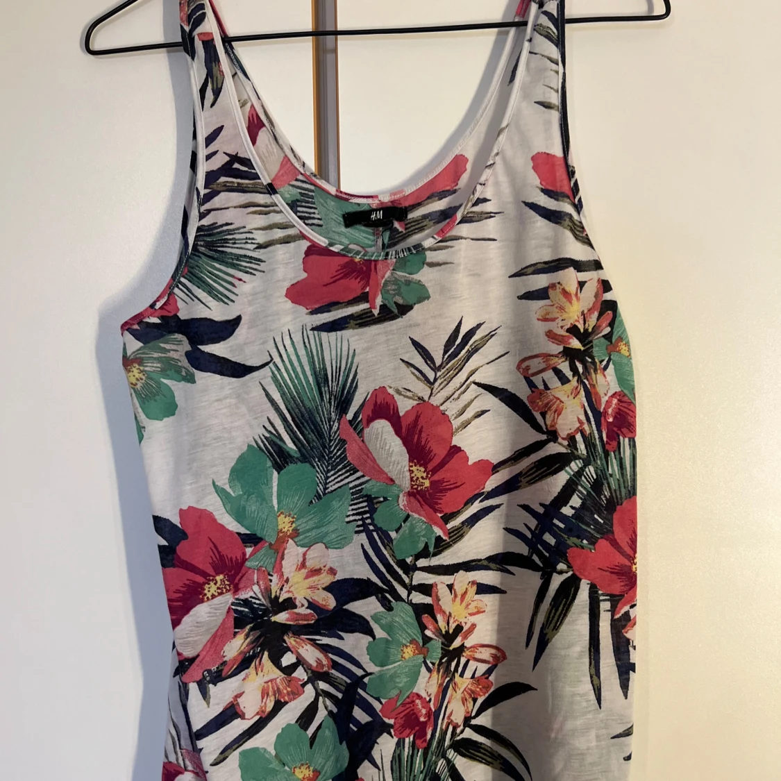 Blommig linnetopp från H&M - 1