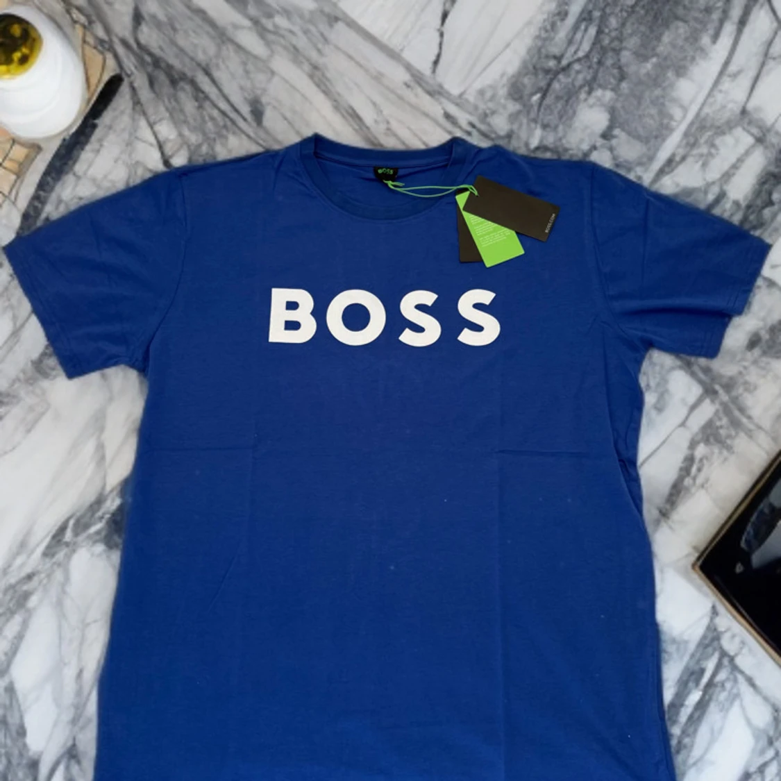🔥💙 Helt ny! Blå t-shirt från BOSS - 1