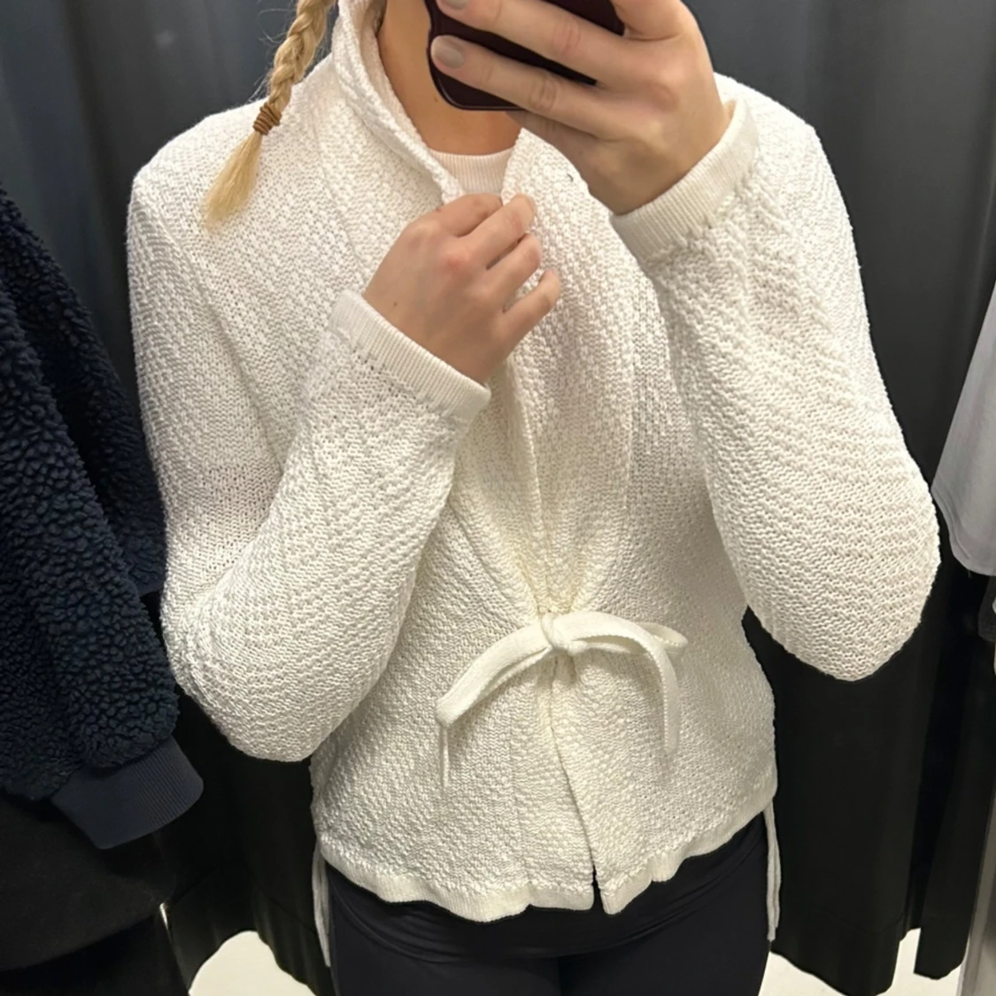 Vit kofta med knytband - 1