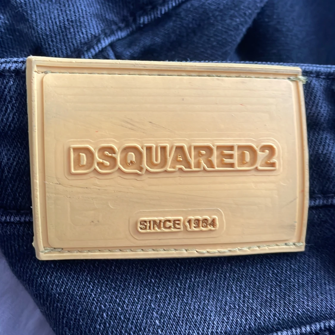 Svarta jeans från Dsquared2 med slitningar - 2