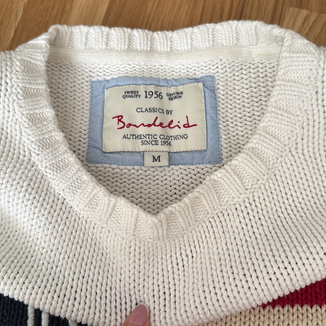 Vit stickad tröja med amerikansk flagga från Bondelid 💕 - 2