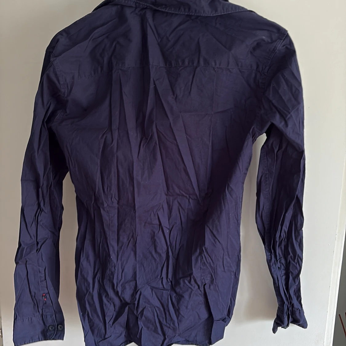 Mörkblå skjorta från Tommy Hilfiger - 1