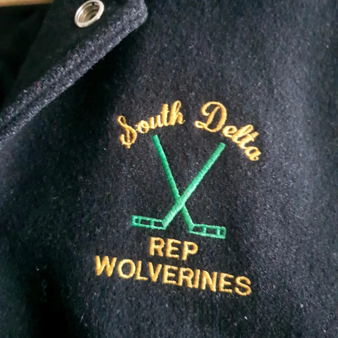 Svart och grön varsityjacka South Delta REP Wolverines - 2