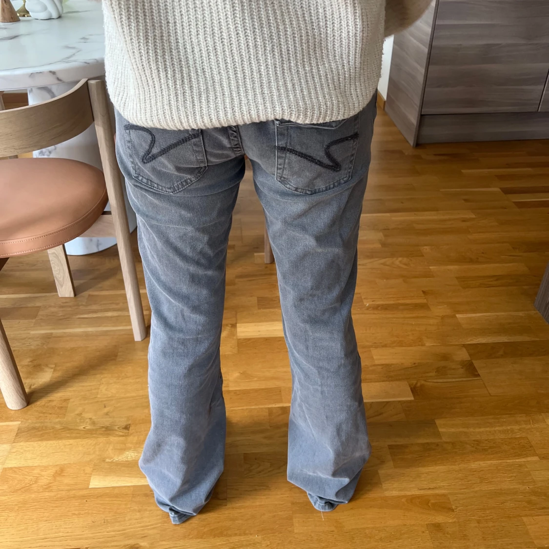 Gråa lågmidjade bootcut jeans  - 3