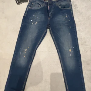  Dsquared2 byxor W32 L30 - Oanvänt, Helt nya dsquared byxor