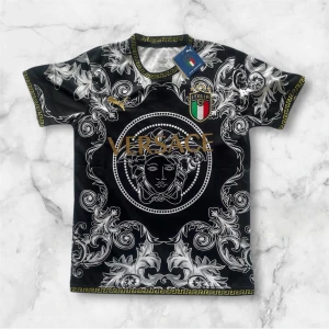 Italy t shirt  - Oanvänd och inplastad med tags, pris går att diskutera 