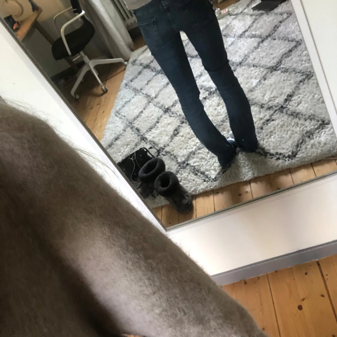 Blå bootcut jeans från Zara - 1