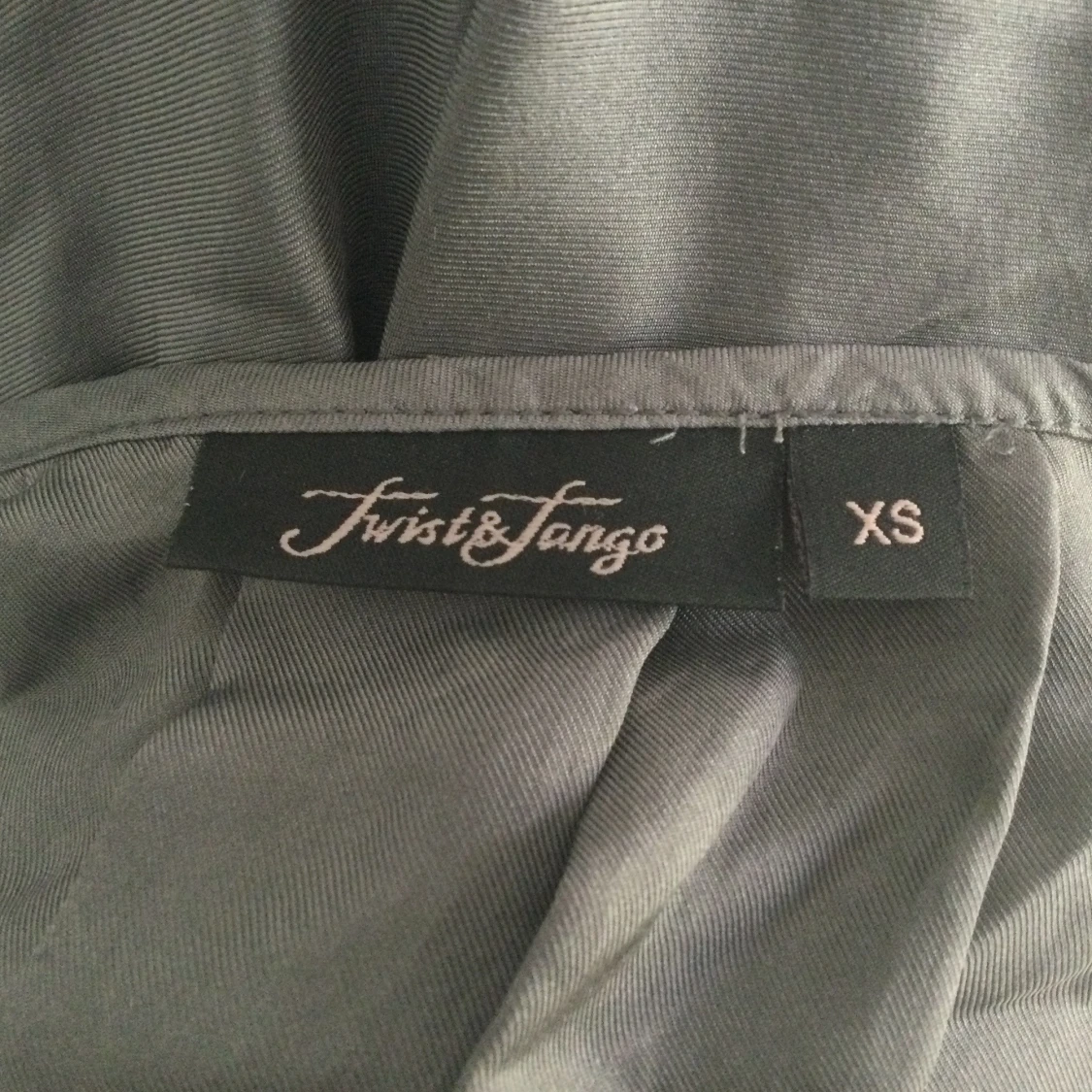 Grå klänning från Twist & Tango XS - 3
