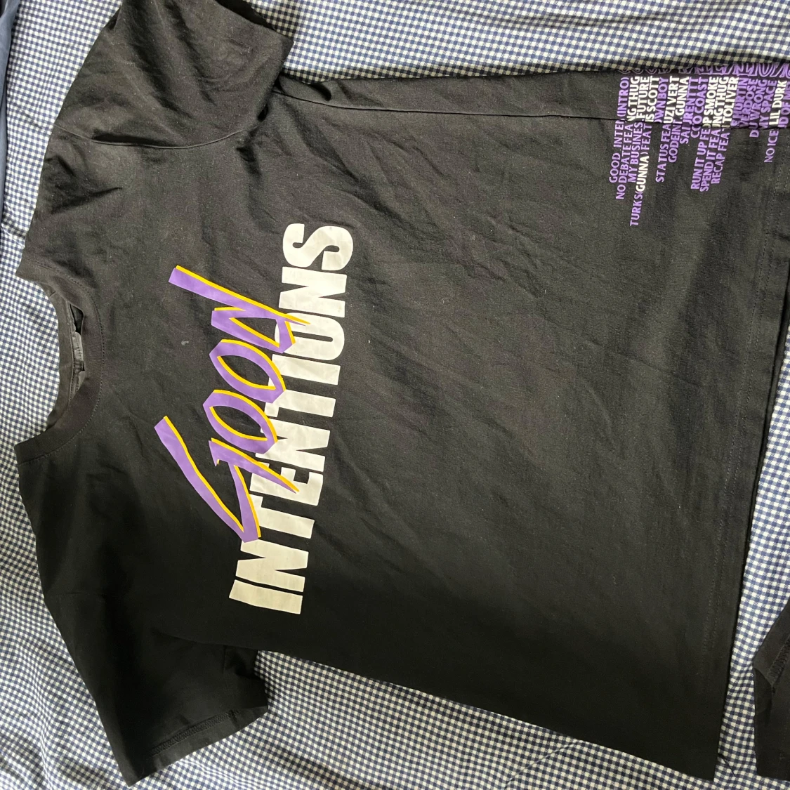 Svart t-shirt från VLONE x Good Intentions - 2