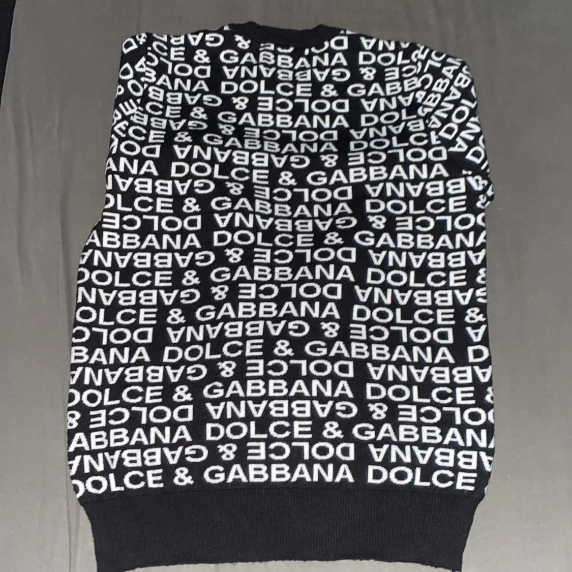 Svartvit tröja från Dolce & Gabbana - 1