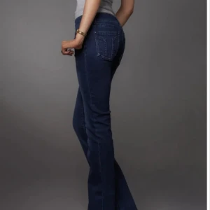 Mörkblåa jeans, G Rise - Storlek S och har aldrig använt. 