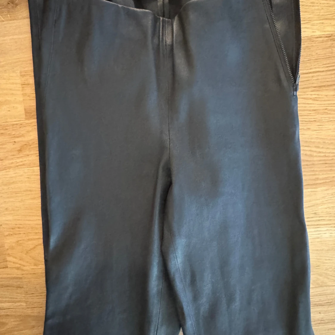 Svarta skinnbyxor från Samsøe Samsøe - 1