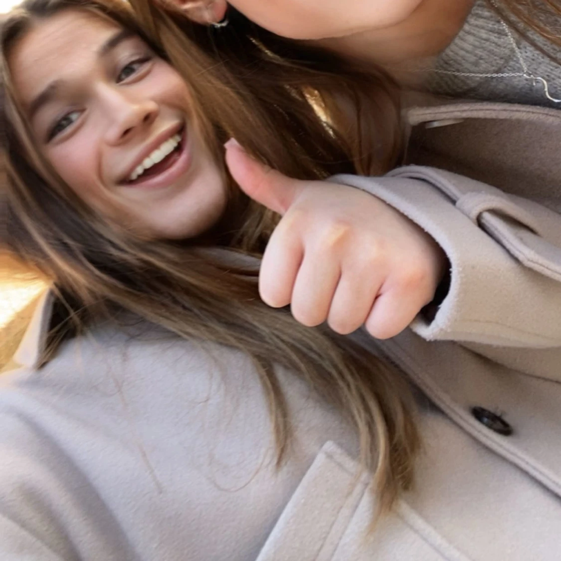 Beige kappa med stora fickor - 2