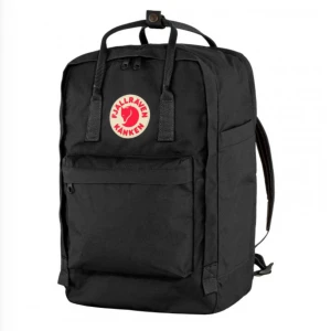 Svart ryggsäck från Fjällräven Kånken - Klassisk svart ryggsäck från Fjällräven Kånken med ikonisk röd logotyp framtill. Väskan har ett stort huvudfack, en framficka med dragkedja och två sidofickor. Praktiska handtag upptill och justerbara axelremmar.20L