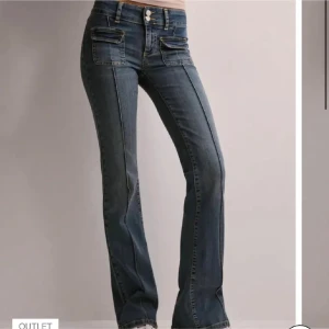 Pocket jeans Nelly  - Jätte fina jeans som inte kommer till användning💞