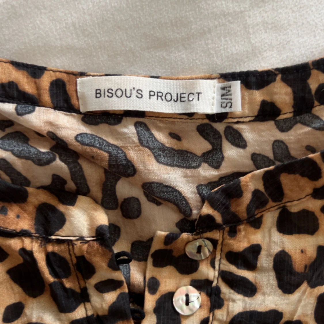 Leopardmönstrad blus  Bisou's Project - 2