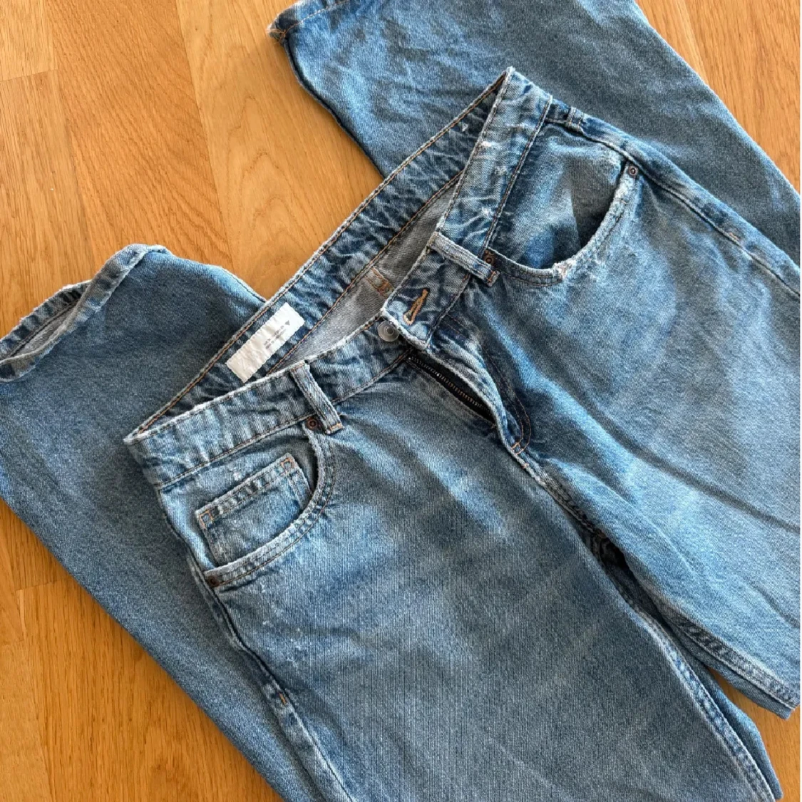 Blå raka jeans från Zara  - 1