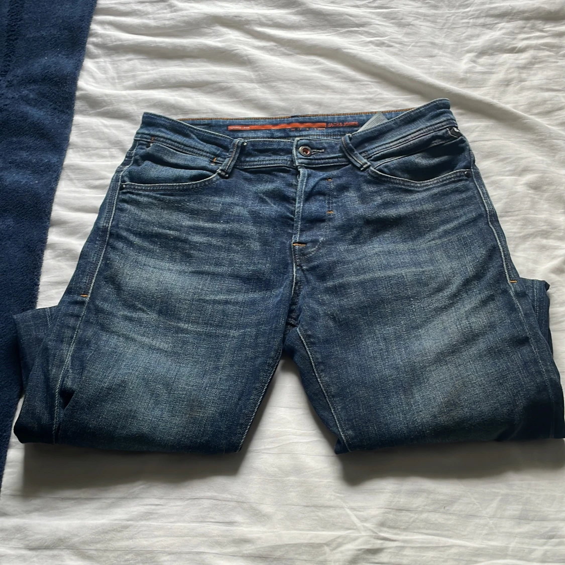 Blå jeans från Jack and jones  - 2