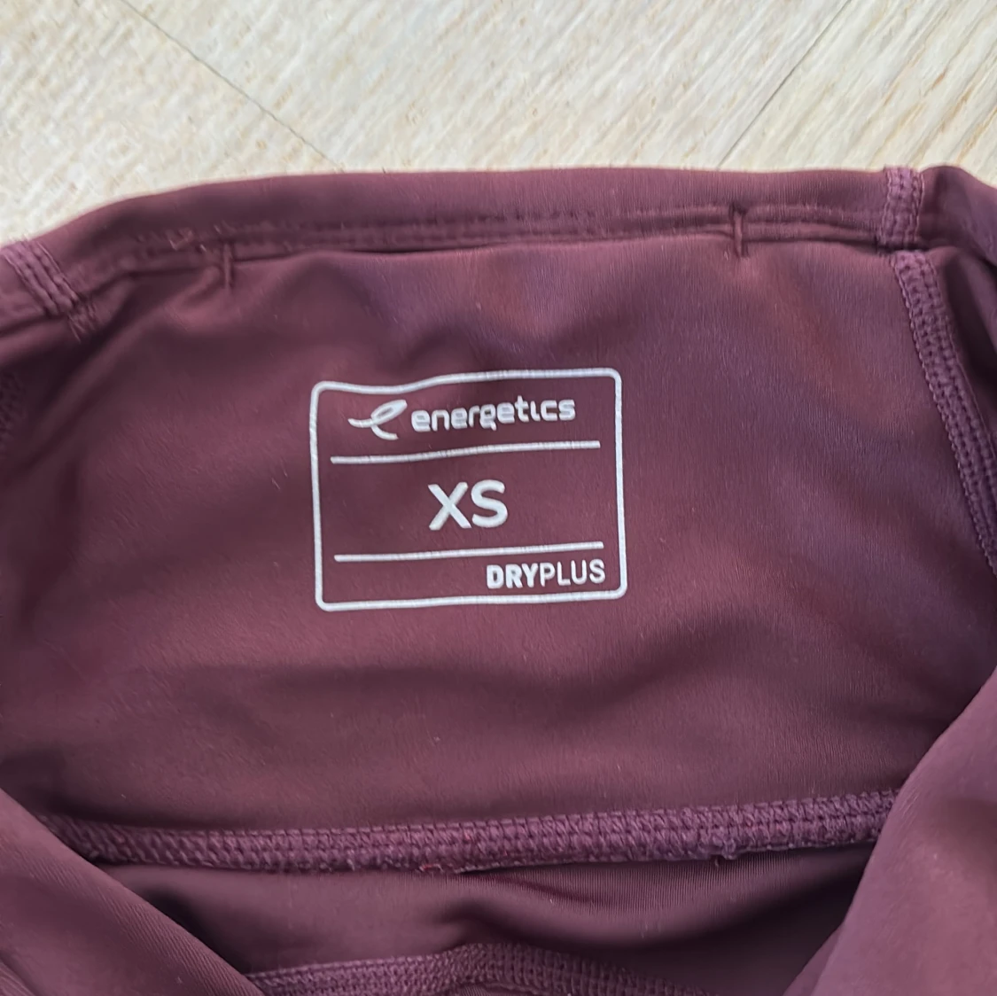 Vinröda tights från Energetics XS - 2