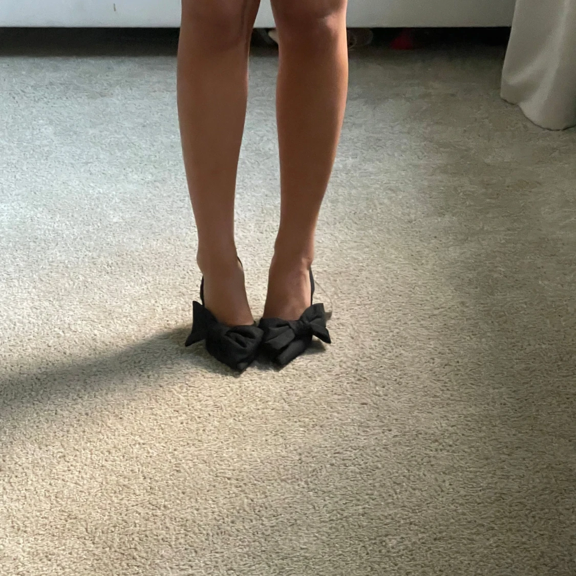 svarta klackar me rosett - 3