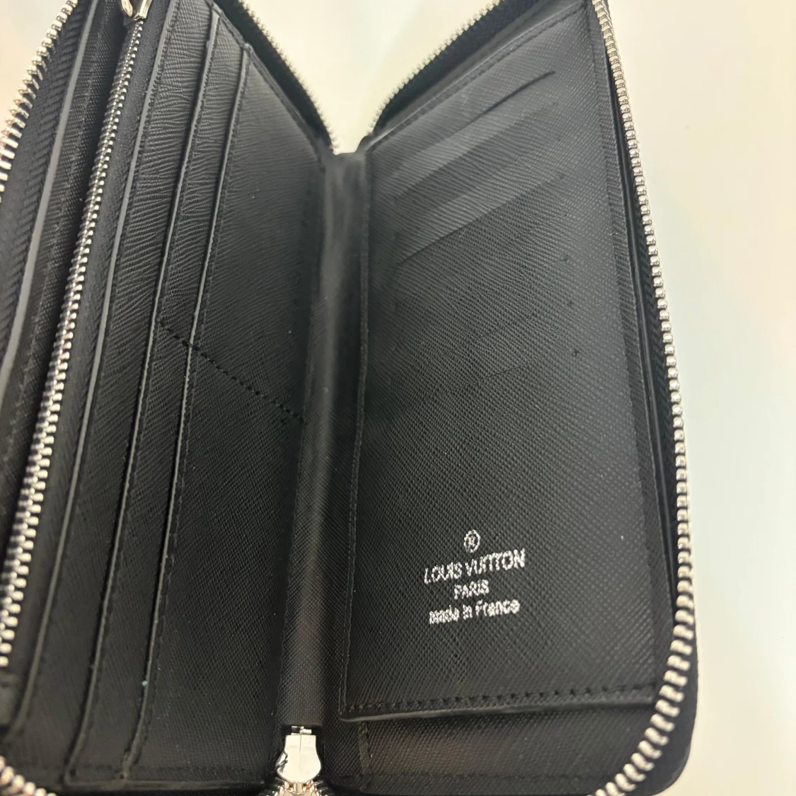 Rutig plånbok i skinn - 2