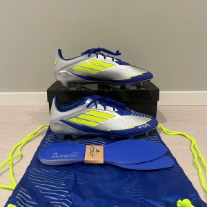 Adidas F50 - Adidas f50 skor helt nya oanvända                                   Skick: 10/10