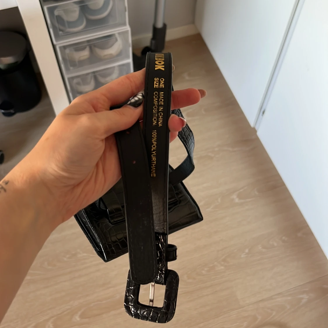 Svart croco väska från BIKBOK - 1