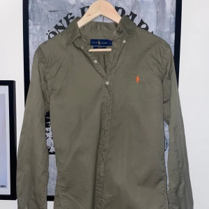 Ralph lauren skjorta - Hör av dig vid frågor, svarar gärna 