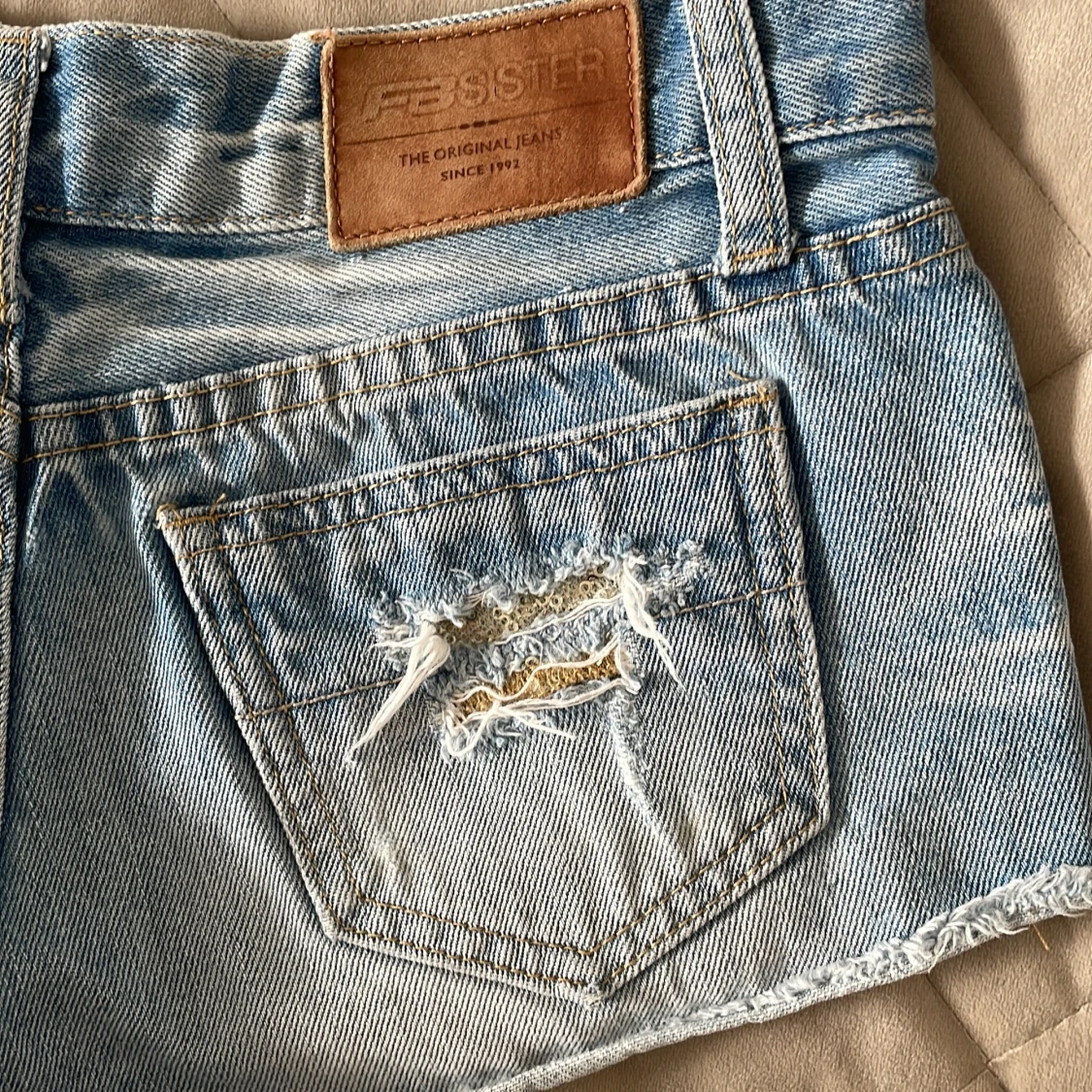 Blå jeansshorts  - 2