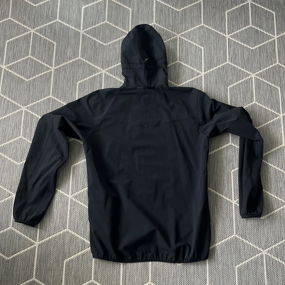 Svart vindjacka från Haglöfs - 1