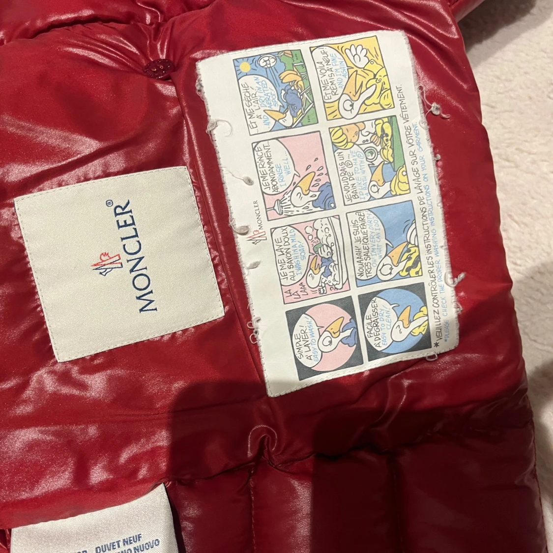 Röd dunjacka från Moncler - 4