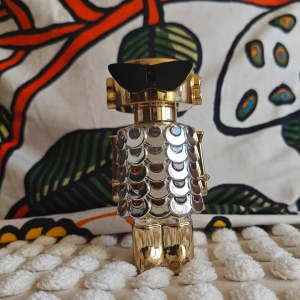 Paco Rabanne - FAME - RABANNE FAME EAU DE PARFUM 50 uppskattar ca 60% kvar i flaskan inköpt januari i år.