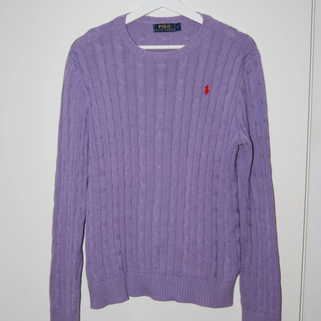 Lila Kabel stickad tröja från Ralph Lauren