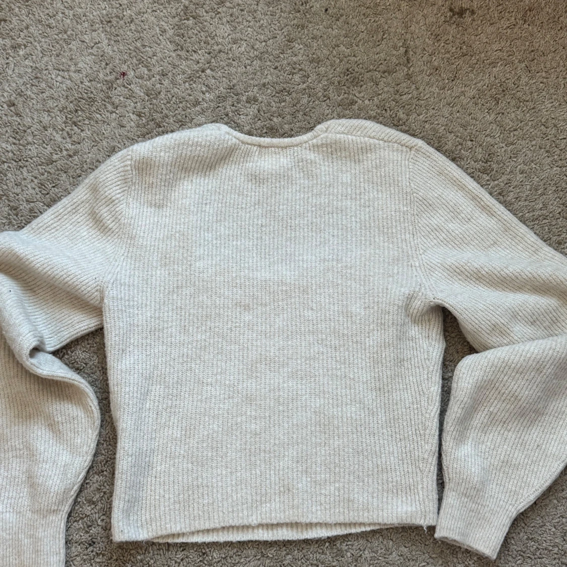 Beige stickad tröja från H&M - 2