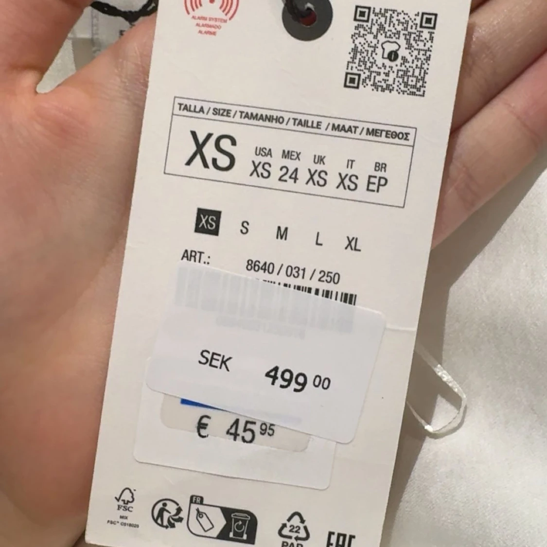 Vit axelbandslös topp - 2