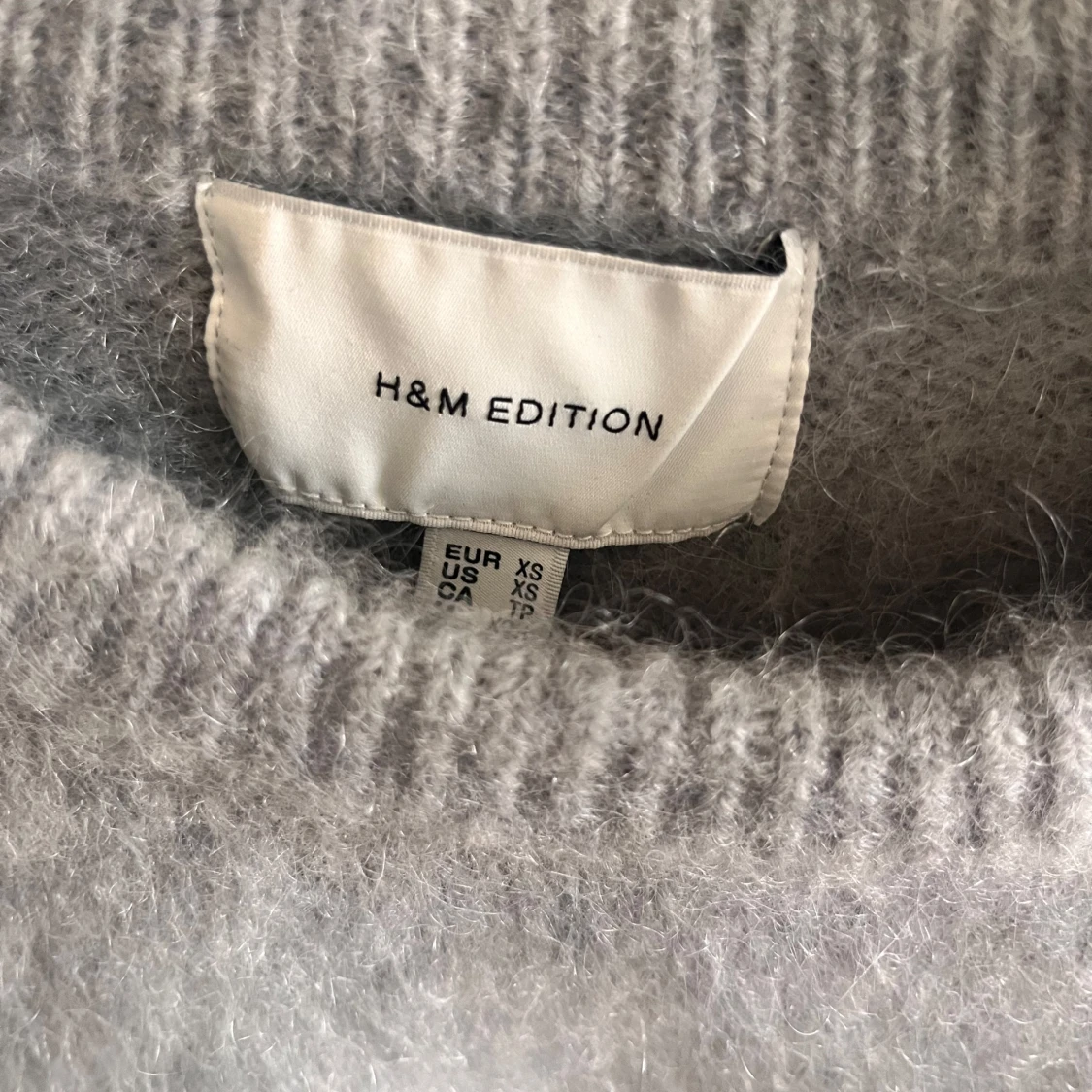 Grå mohair mix tröja från H&M Edition - 1