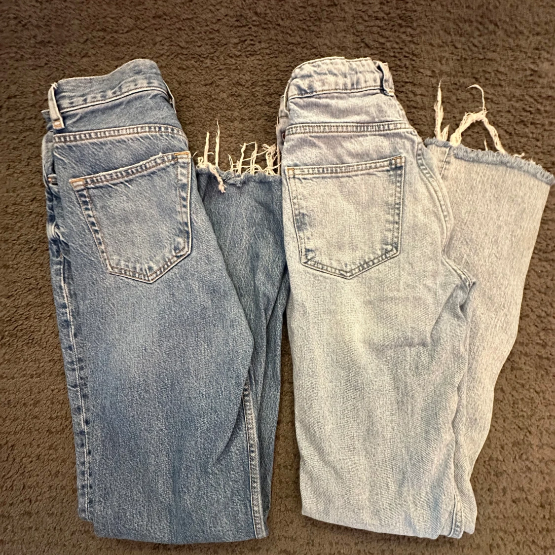 2 par ljusblå jeans från Perfect Jeans